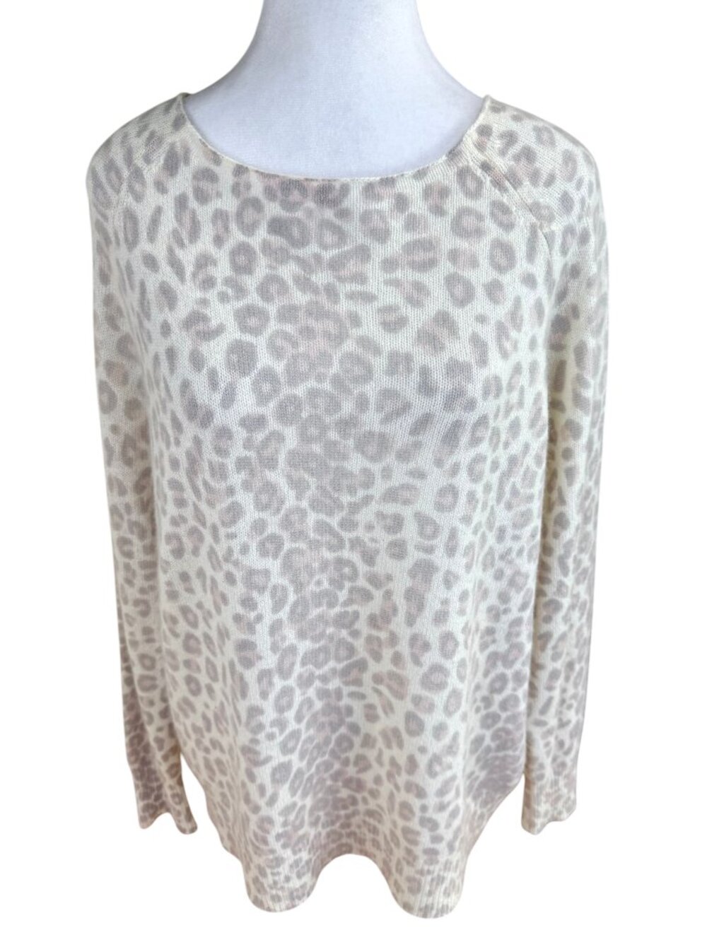 360 Cashmere Cashmere Boat Neck Sweater Cream Taupe Leopard Print (S)